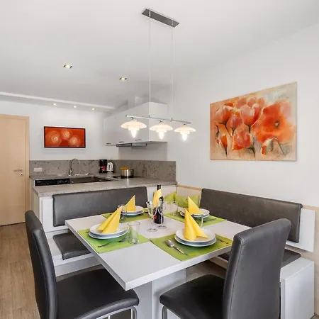 Haus Voglreiter - Inkl Sommerkarte, Zentrale Und Ruhige Lage, Garten Mit Spielplatz Apartament *