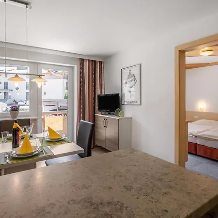 Haus Voglreiter - Inkl Sommerkarte, Zentrale Und Ruhige Lage, Garten Mit Spielplatz شقة *
