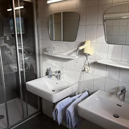 Apartment Haus Voglreiter - Inkl Sommerkarte, Zentrale Und Ruhige Lage, Garten Mit Spielplatz Kaprun