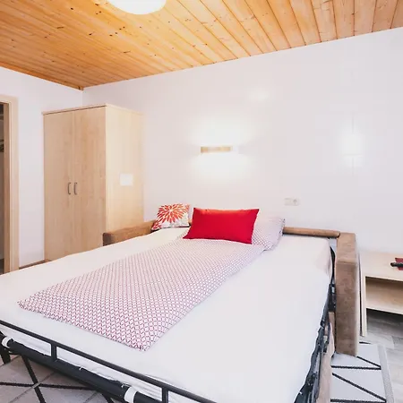 Haus Voglreiter - Inkl Sommerkarte, Zentrale Und Ruhige Lage, Garten Mit Spielplatz Apartament Kaprun