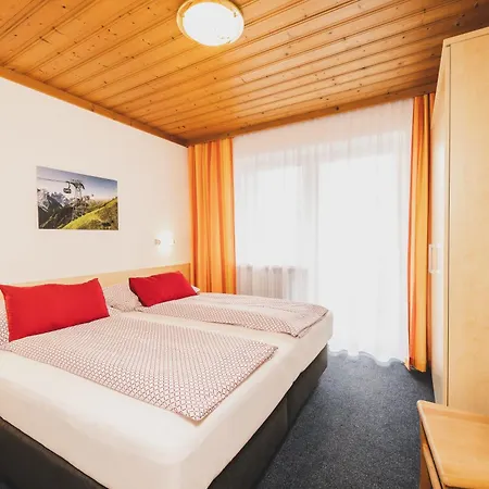Haus Voglreiter - Inkl Sommerkarte, Zentrale Und Ruhige Lage, Garten Mit Spielplatz *