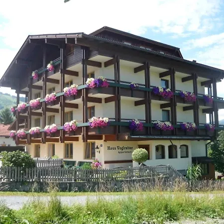 Haus Voglreiter - Inkl Sommerkarte, Zentrale Und Ruhige Lage, Garten Mit Spielplatz Apartman Kaprun