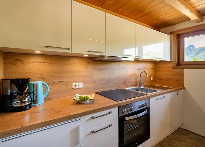 Διαμέρισμα Haus Voglreiter - Inkl Sommerkarte, Zentrale Und Ruhige Lage, Garten Mit Spielplatz Kaprun