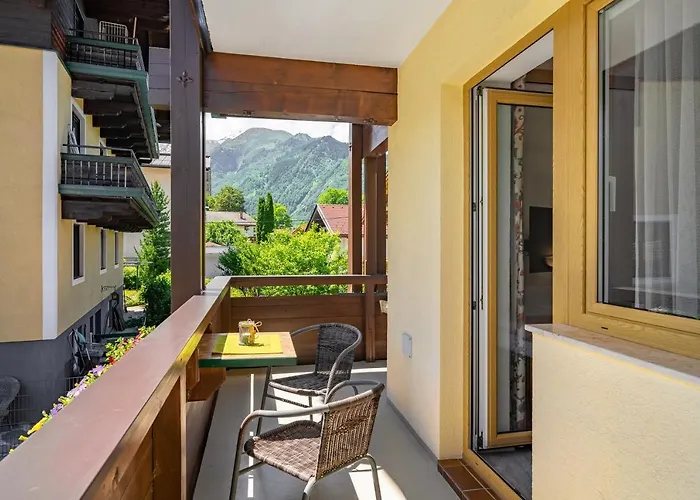 Haus Voglreiter - Inkl Sommerkarte, Zentrale Und Ruhige Lage, Garten Mit Spielplatz * Kaprun