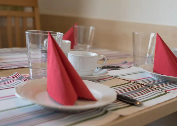 Haus Voglreiter - Inkl Sommerkarte, Zentrale Und Ruhige Lage, Garten Mit Spielplatz * 卡普伦