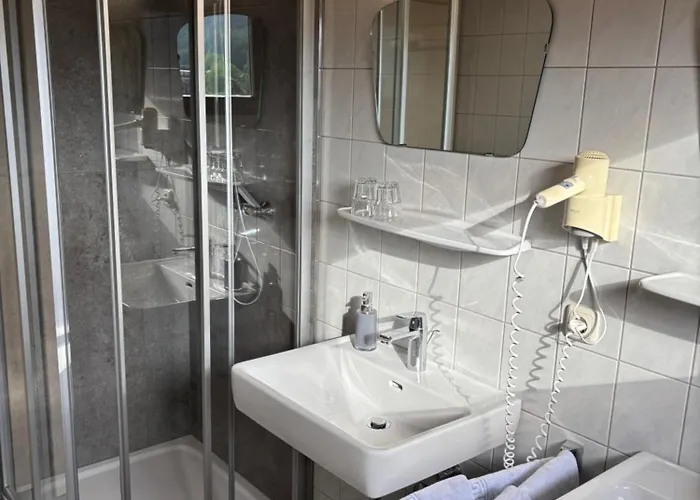 Haus Voglreiter - Inkl Sommerkarte, Zentrale Und Ruhige Lage, Garten Mit Spielplatz * 卡普伦