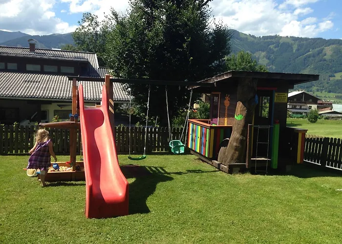 Haus Voglreiter - Inkl Sommerkarte, Zentrale Und Ruhige Lage, Garten Mit Spielplatz